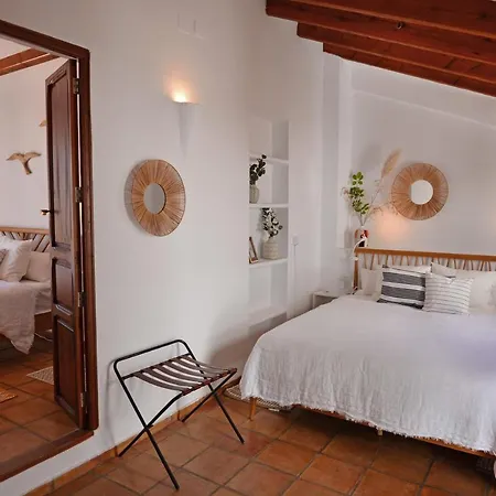 Casa En Bellaguarda By Nras