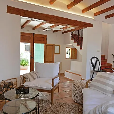 Casa En Bellaguarda By Nras * アルテア